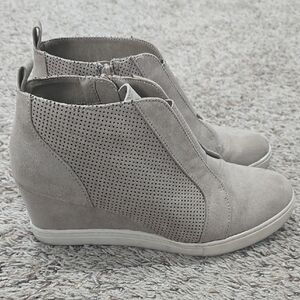 Women's Gray Wedge Ankle Boots